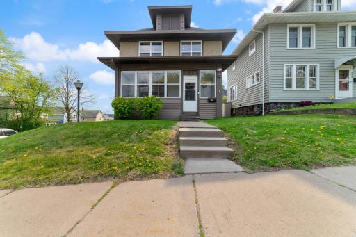 601 N 22nd Avenue W, Duluth, MN 55806