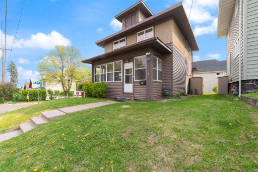 601 N 22nd Avenue W, Duluth, MN 55806