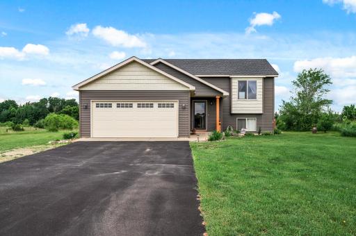 17098 110th Street SE, Becker, MN 55308