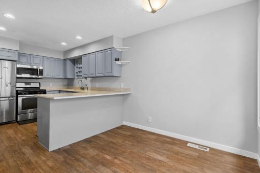 124 Avignon Court, Saint Paul, MN 55125