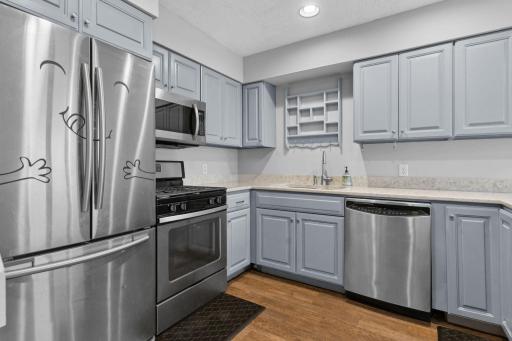 124 Avignon Court, Saint Paul, MN 55125