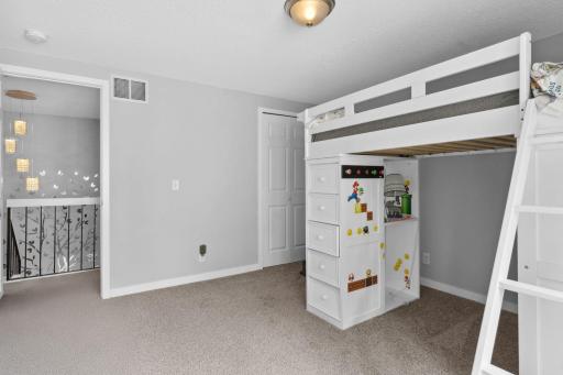 124 Avignon Court, Saint Paul, MN 55125