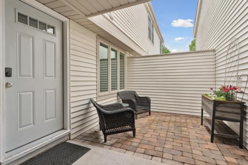 124 Avignon Court, Saint Paul, MN 55125