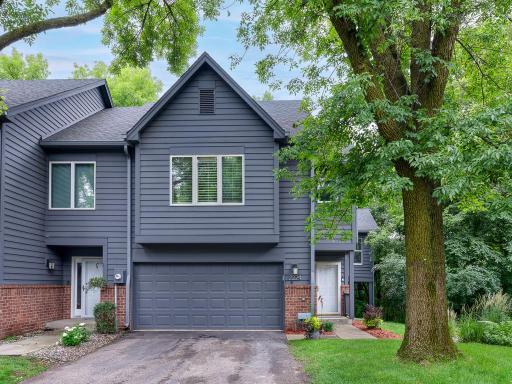Make yourself at home at 2224 Sherwood Ct!