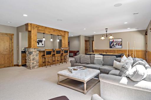 20655 Parkview Lane, Excelsior, MN 55331
