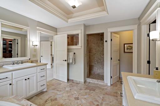 20655 Parkview Lane, Excelsior, MN 55331