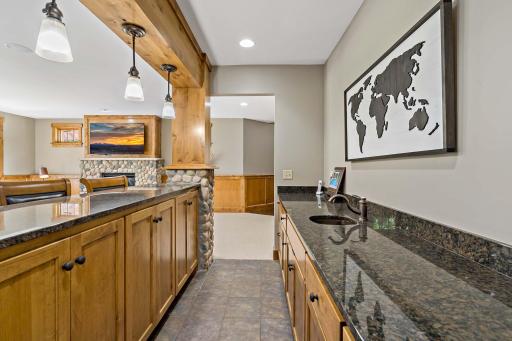 20655 Parkview Lane, Excelsior, MN 55331