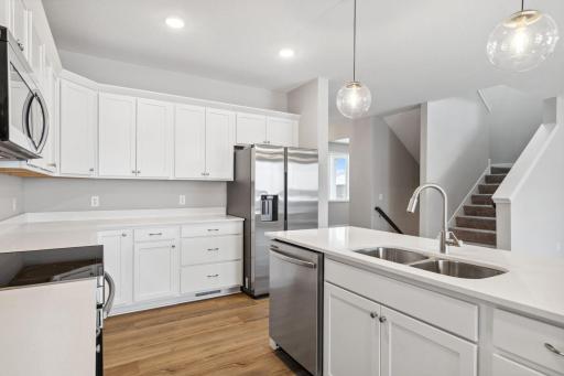 1821 Fallbrooke Drive, Hastings, MN 55033