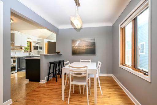 8-web-or-mls-3139 Cleveland St NE 008Full.jpg