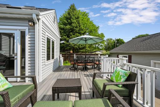 36-web-or-mls-3139 Cleveland St NE 036Full.jpg