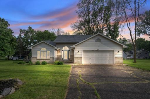 7811 209th Street N, Forest Lake, MN 55025