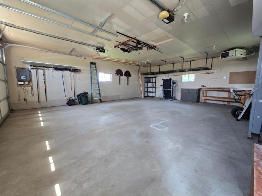 24091 Sunny Side Drive NW, Evansville, MN 56326