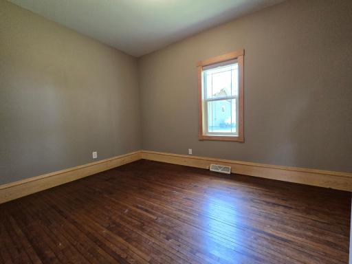 24091 Sunny Side Drive NW, Evansville, MN 56326