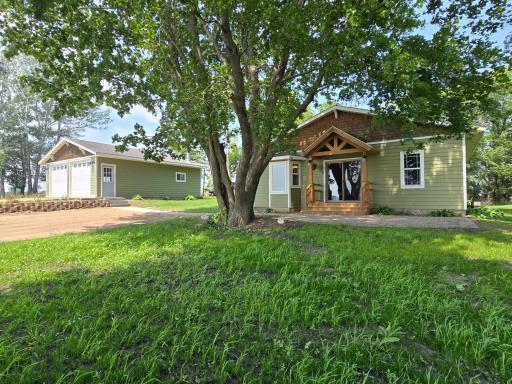 24091 Sunny Side Drive NW, Evansville, MN 56326