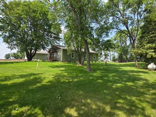 24091 Sunny Side Drive NW, Evansville, MN 56326