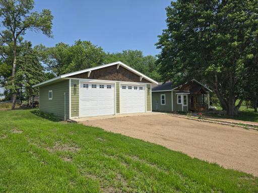 24091 Sunny Side Drive NW, Evansville, MN 56326