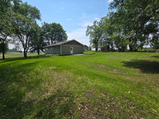 24091 Sunny Side Drive NW, Evansville, MN 56326