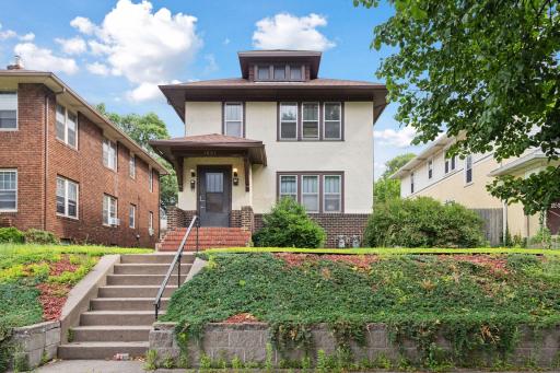 1601 Charles Avenue, Saint Paul, MN 55104