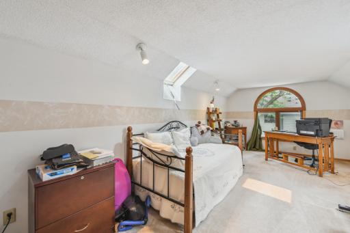 4731 Walden Drive, Eagan, MN 55122