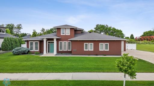 4337 66th Street S, Fargo, ND 58104