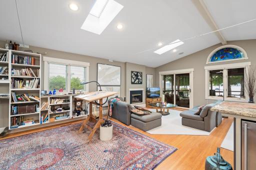 475 Lakeview Avenue, Excelsior, MN 55331