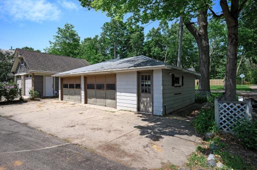 475 Lakeview Avenue, Excelsior, MN 55331
