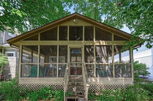 475 Lakeview Avenue, Excelsior, MN 55331