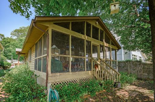 475 Lakeview Avenue, Excelsior, MN 55331