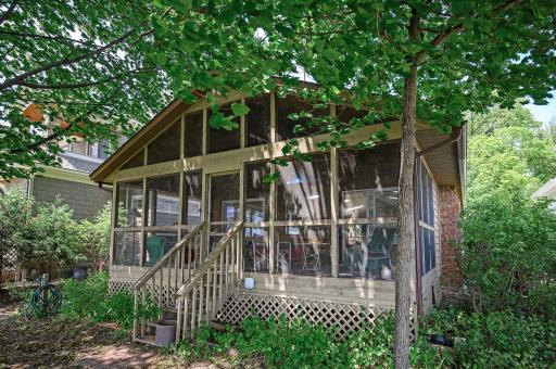 475 Lakeview Avenue, Excelsior, MN 55331