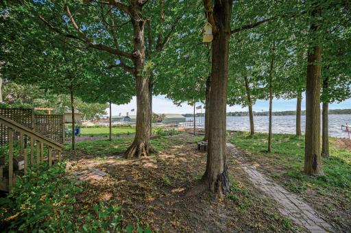 475 Lakeview Avenue, Excelsior, MN 55331
