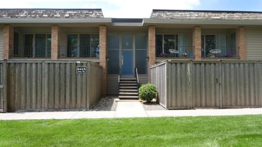 Welcome to 6415 Colony Way #2, located within the "Colony" of Edina where you will enjoy one of the best locations in the community + a prime Edina location near virtually every amenity you desire.