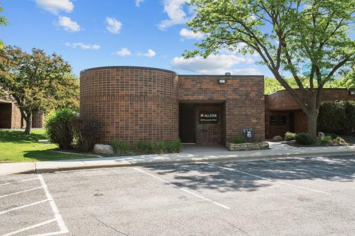 4970 Lincoln Drive, Minneapolis, MN 55436