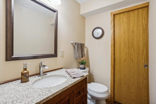 11206 Vessey Circle, Minneapolis, MN 55437