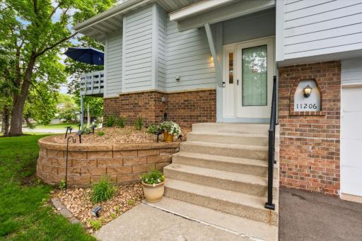 11206 Vessey Circle, Minneapolis, MN 55437