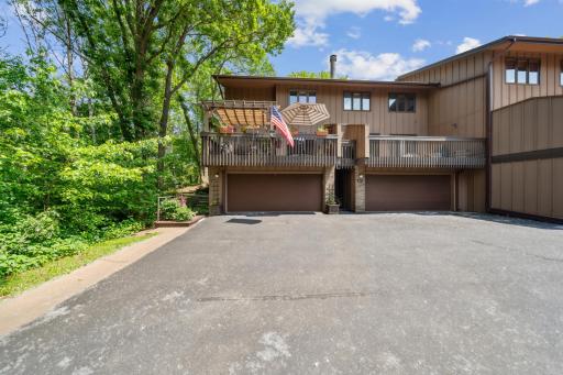 2670 Sumac Ridge, White Bear Lake, MN 55110
