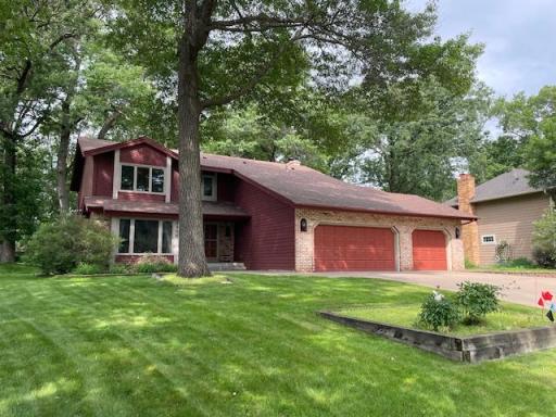 5929 Oxford Street N, Saint Paul, MN 55126