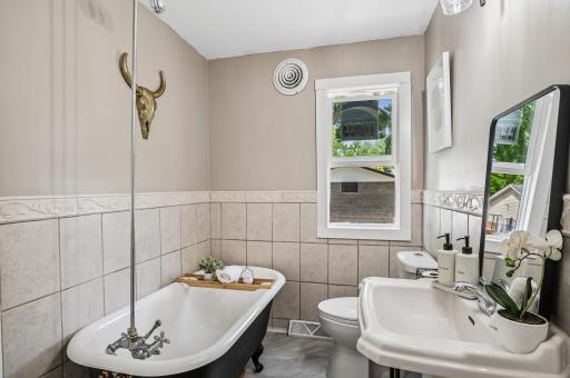 404 8th Avenue S, Princeton, MN 55371