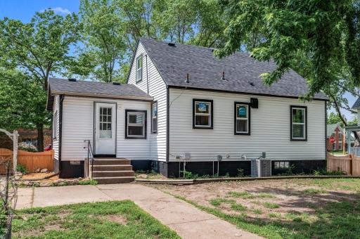 404 8th Avenue S, Princeton, MN 55371