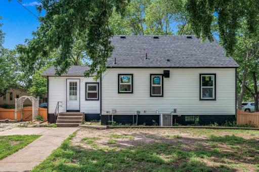404 8th Avenue S, Princeton, MN 55371