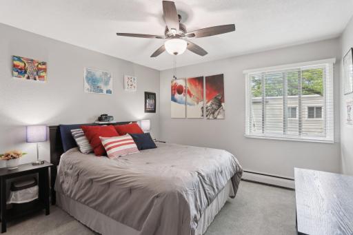 20-web-or-mls-W 22nd St 304-3105-020.jpg