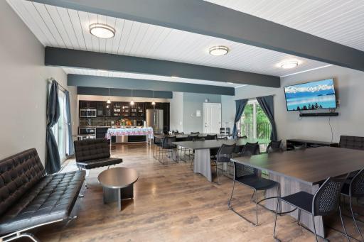 30-web-or-mls-W 22nd St 304-3105-903.jpg