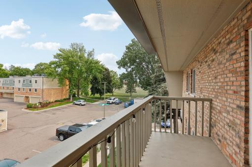 40-web-or-mls-W 22nd St 304-3105-028.jpg