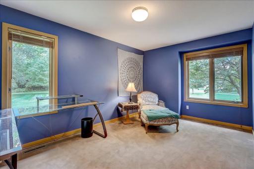 22417 Livery Court, Lakeville, MN 55044