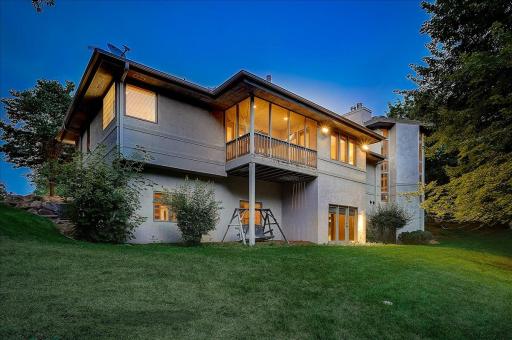 22417 Livery Court, Lakeville, MN 55044
