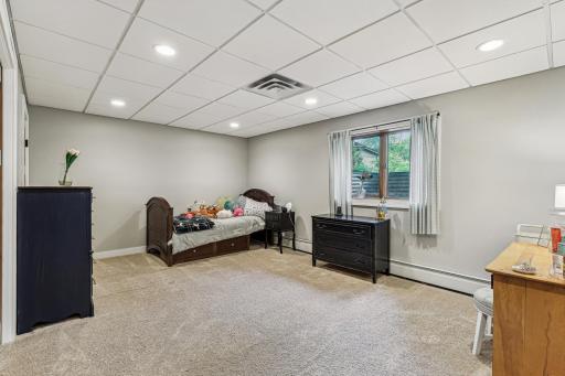 8665 Black Maple Drive, Eden Prairie, MN 55344