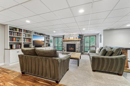 8665 Black Maple Drive, Eden Prairie, MN 55344