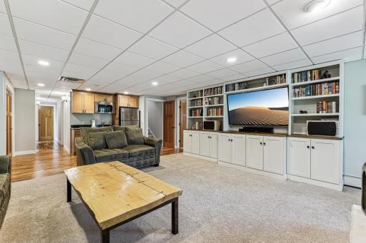 8665 Black Maple Drive, Eden Prairie, MN 55344