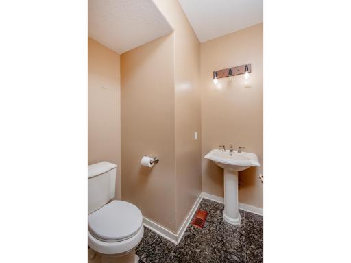 1015 Sycamore Street W, Stillwater, MN 55082