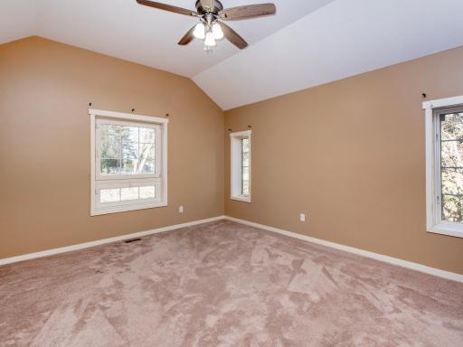 1015 Sycamore Street W, Stillwater, MN 55082