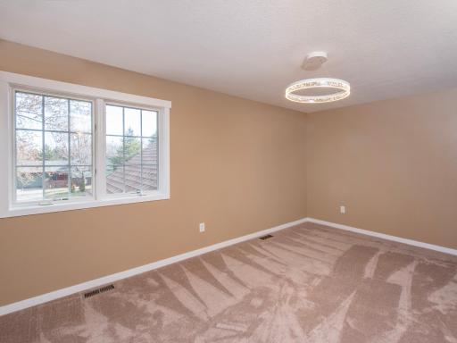 1015 Sycamore Street W, Stillwater, MN 55082